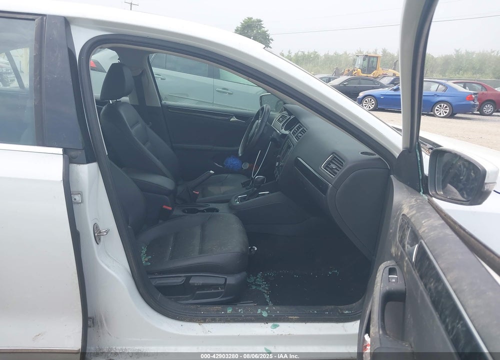 2017 VOLKSWAGEN JETTA VIN: 3VWL17AJ5HM233758