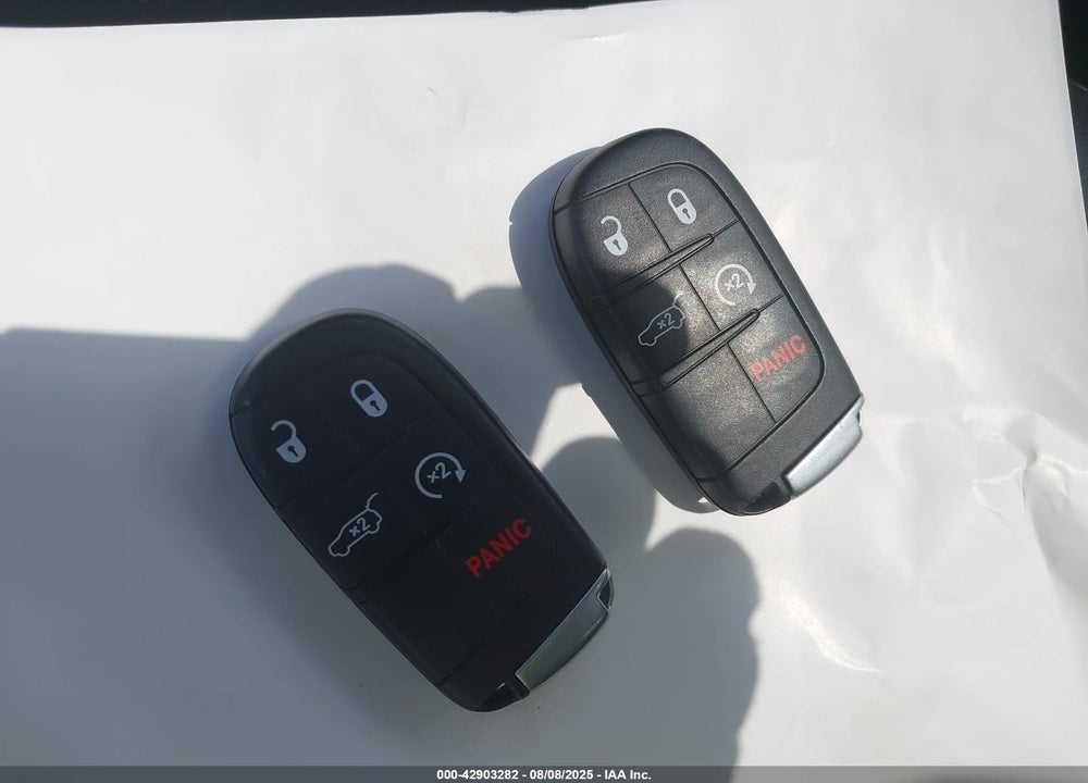 2020 JEEP GRAND CHEROKEE VIN: 1C4RJFDJ8LC370240