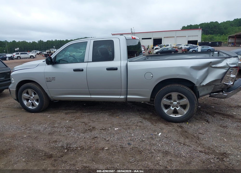 2019 RAM 1500 VIN: 1C6RR6FG1KS520999