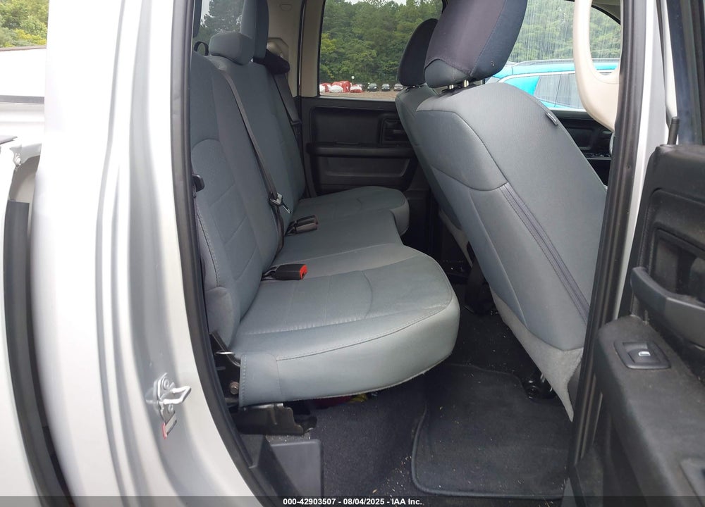 2019 RAM 1500 VIN: 1C6RR6FG1KS520999