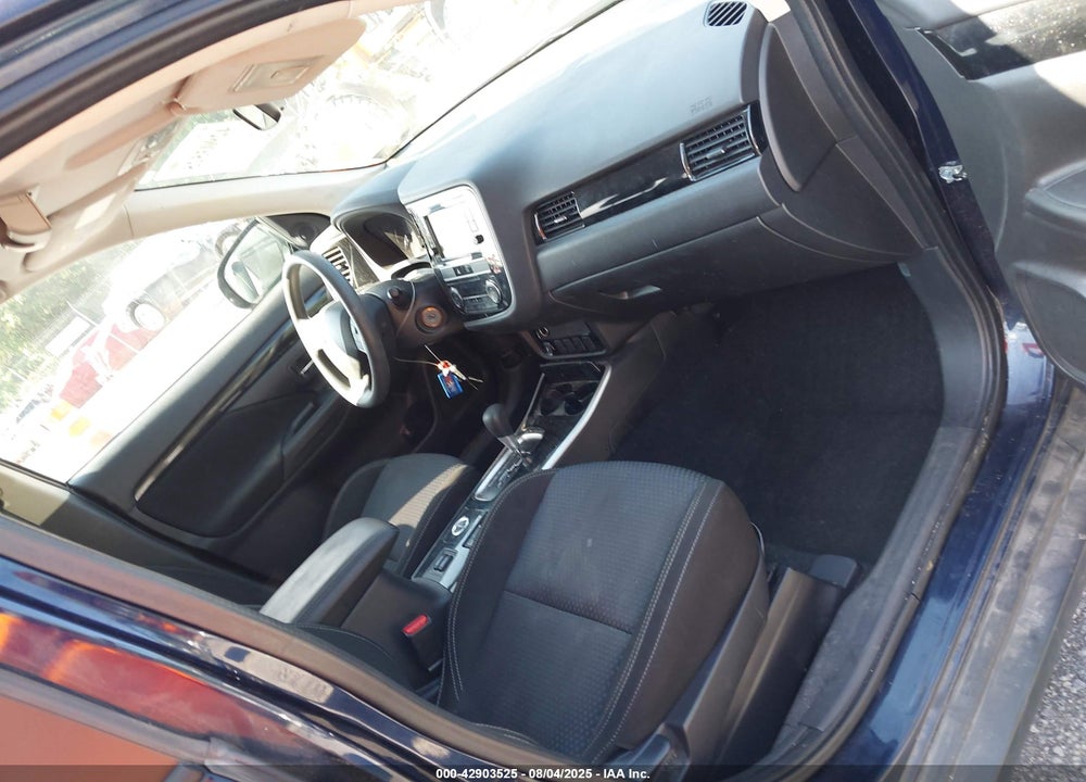 2019 MITSUBISHI OUTLANDER VIN: JA4AZ3A35KZ048428