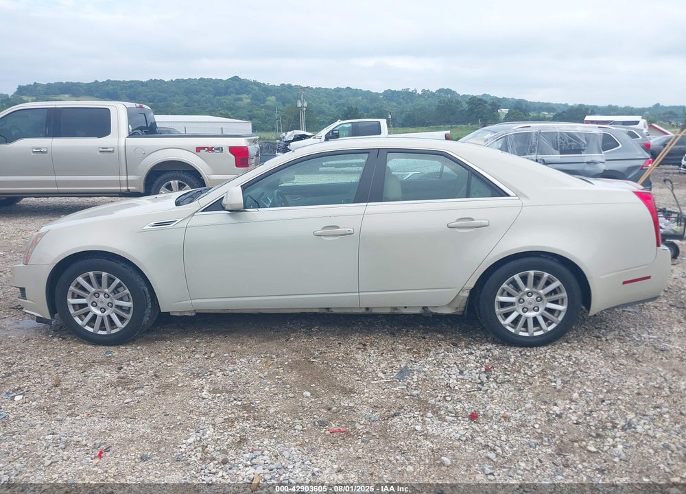 2010 CADILLAC CTS LUXURY VIN: 1G6DE5EG5A0105255