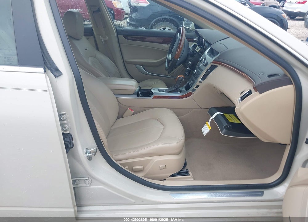 2010 CADILLAC CTS LUXURY VIN: 1G6DE5EG5A0105255