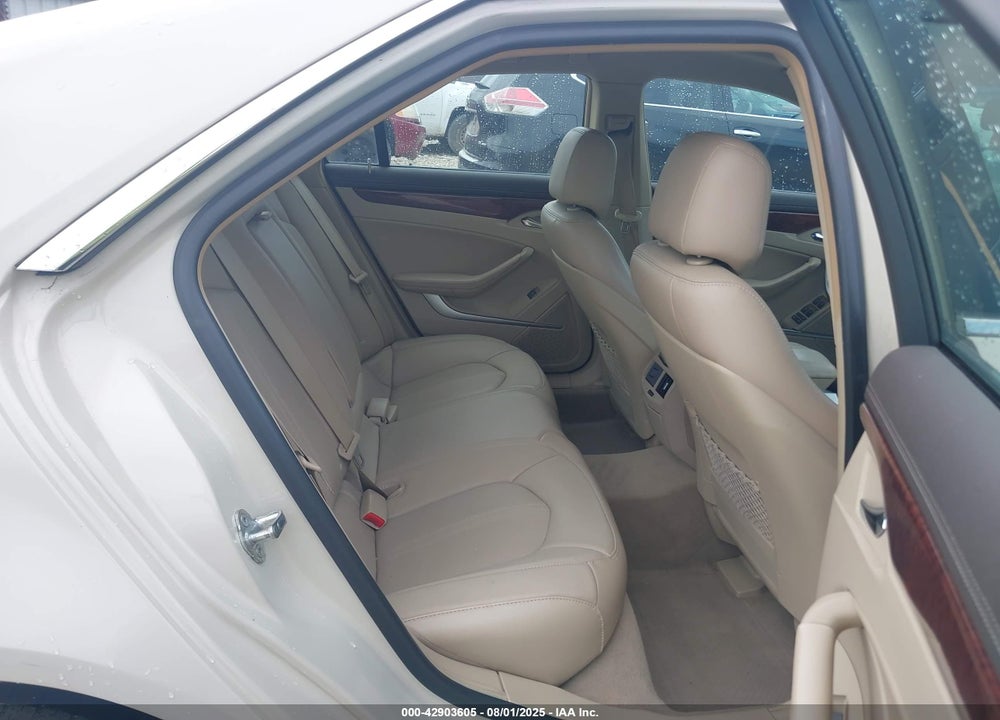 2010 CADILLAC CTS LUXURY VIN: 1G6DE5EG5A0105255