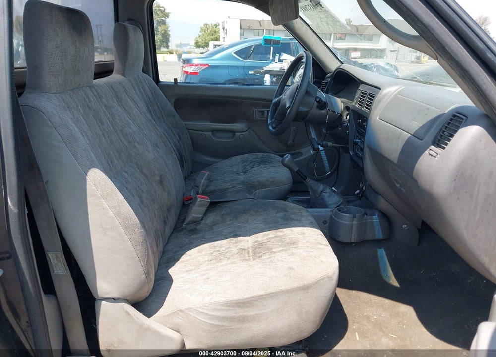 2001 TOYOTA TACOMA VIN: 5TENL42N61Z853825