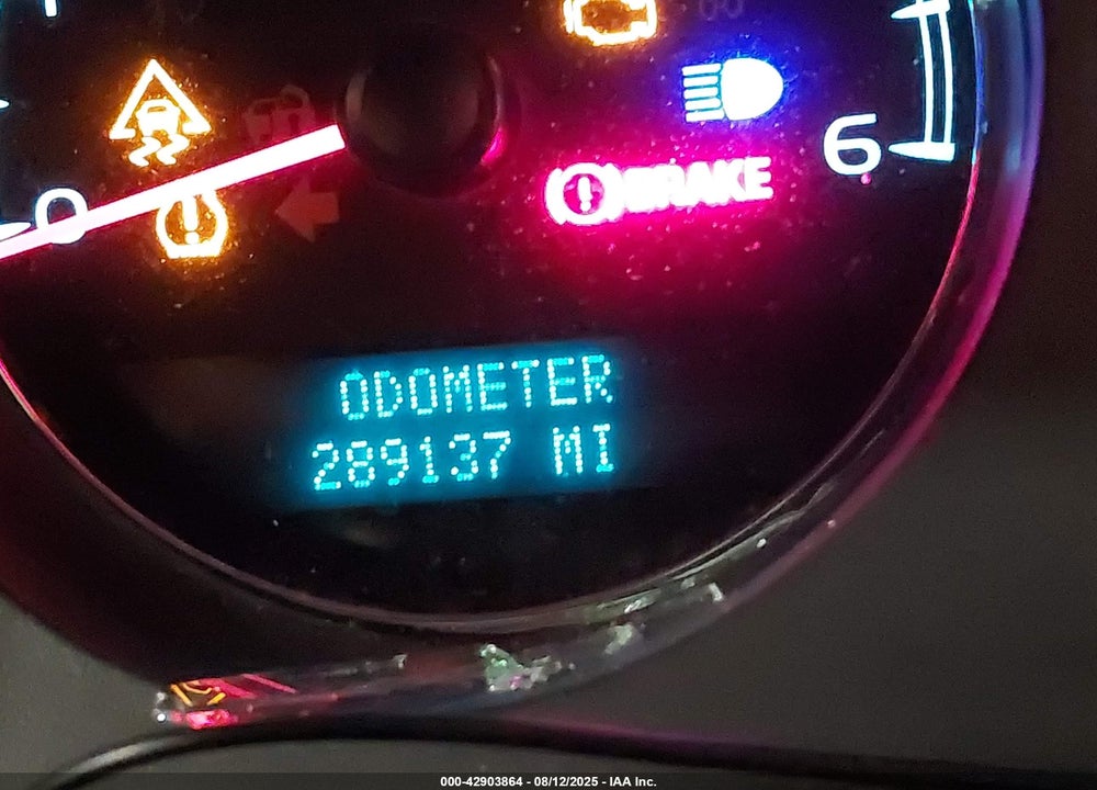 2008 CHEVROLET SUBURBAN 1500 LTZ VIN: 3GNFK16358G287975