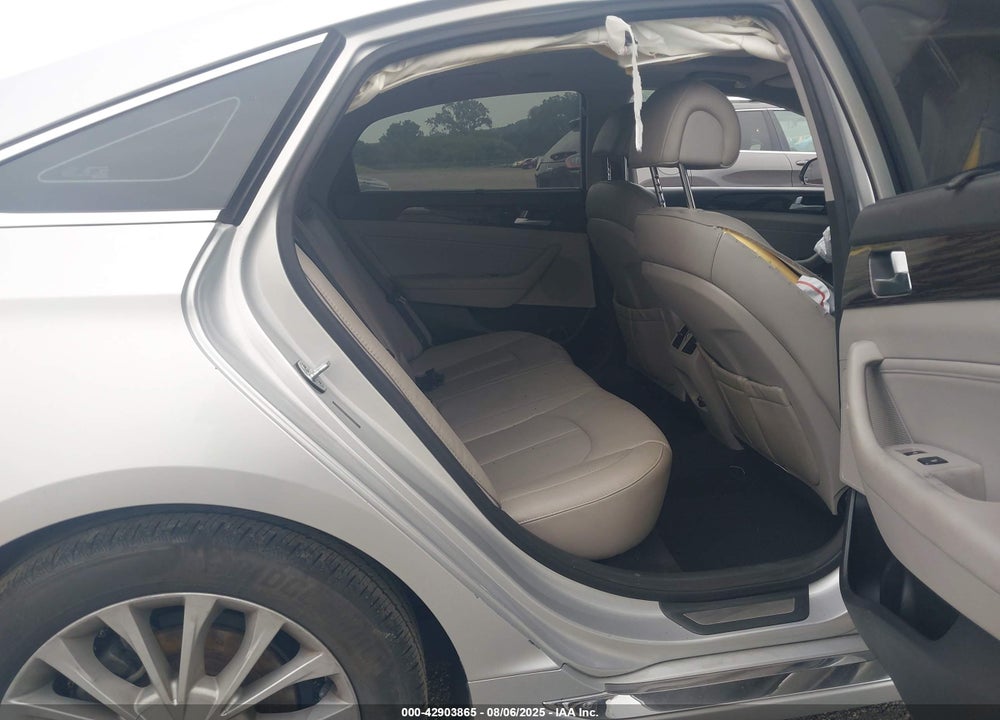 2015 HYUNDAI SONATA VIN: 5NPE34AF7FH030468