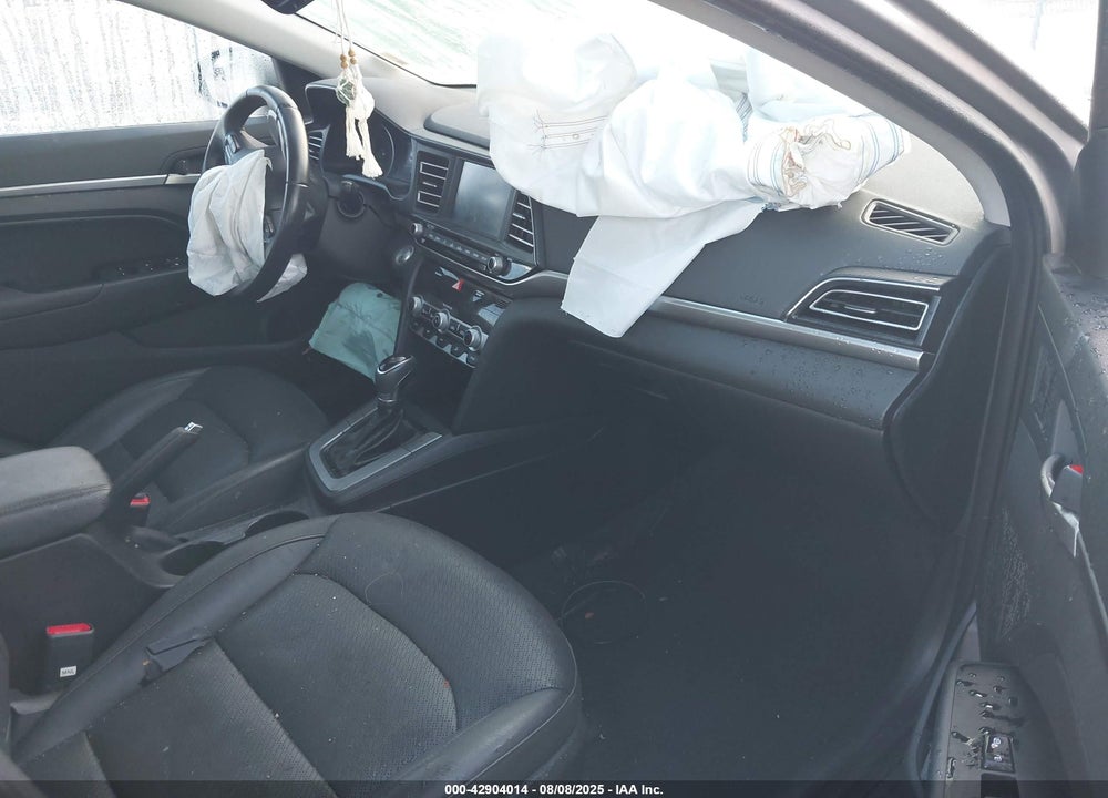 2020 HYUNDAI ELANTRA VIN: KMHD84LF8LU988834