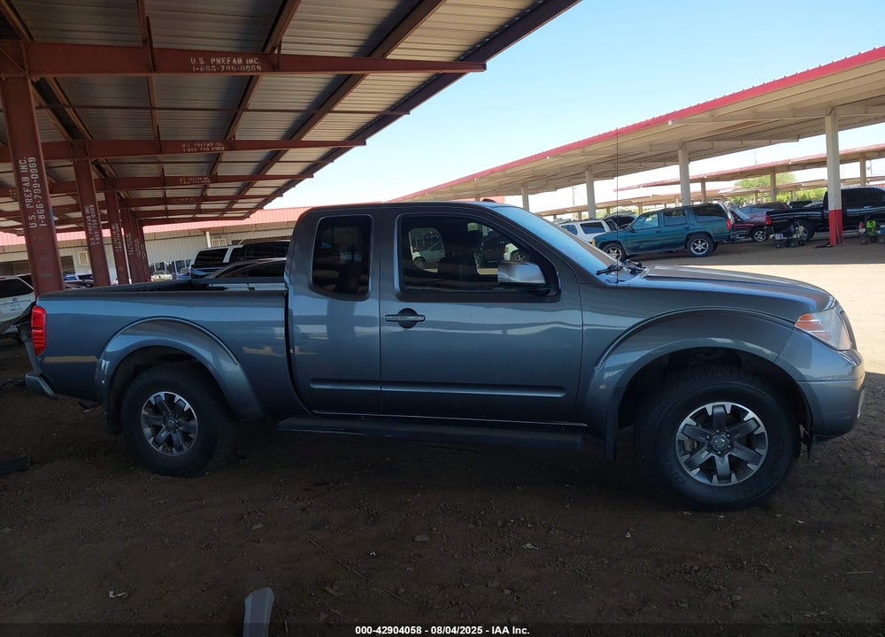 2017 NISSAN FRONTIER PRO-4X VIN: 1N6DD0CW8HN732491