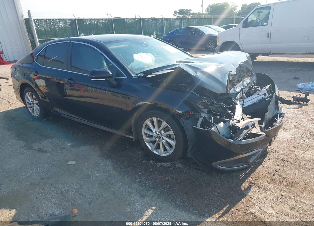 2021 TOYOTA CAMRY LE VIN: 4T1R11AK6MU567382