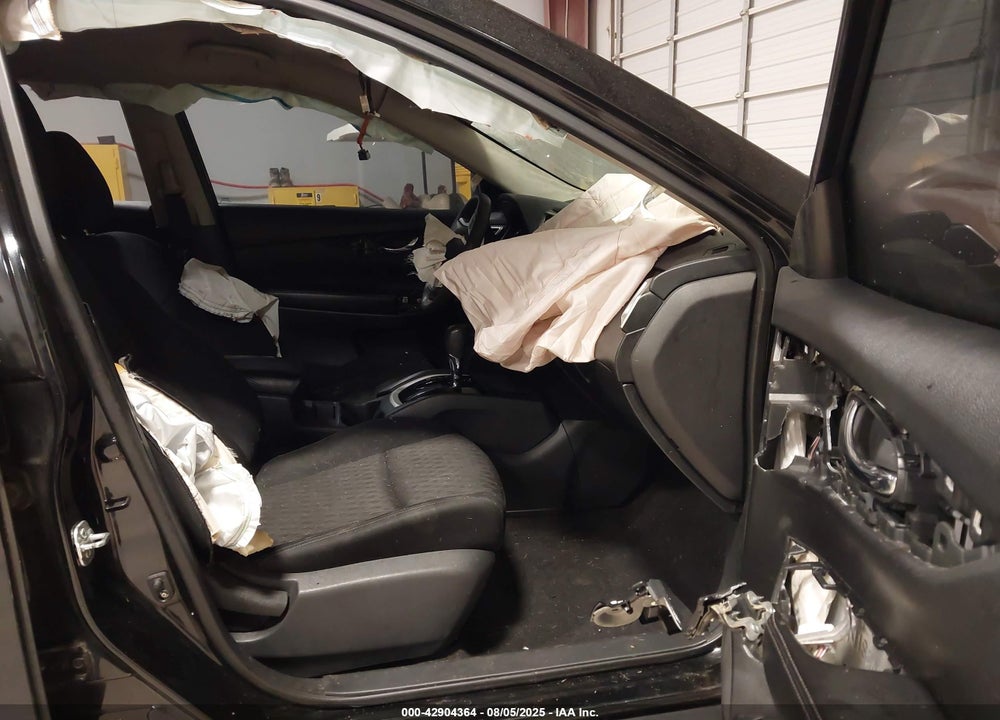 2014 NISSAN ROGUE VIN: 5N1AT2MT3EC753616
