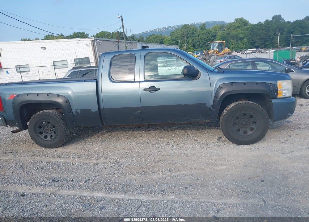 2010 CHEVROLET SILVERADO 1500 LT VIN: 1GCSKSE31AZ193645