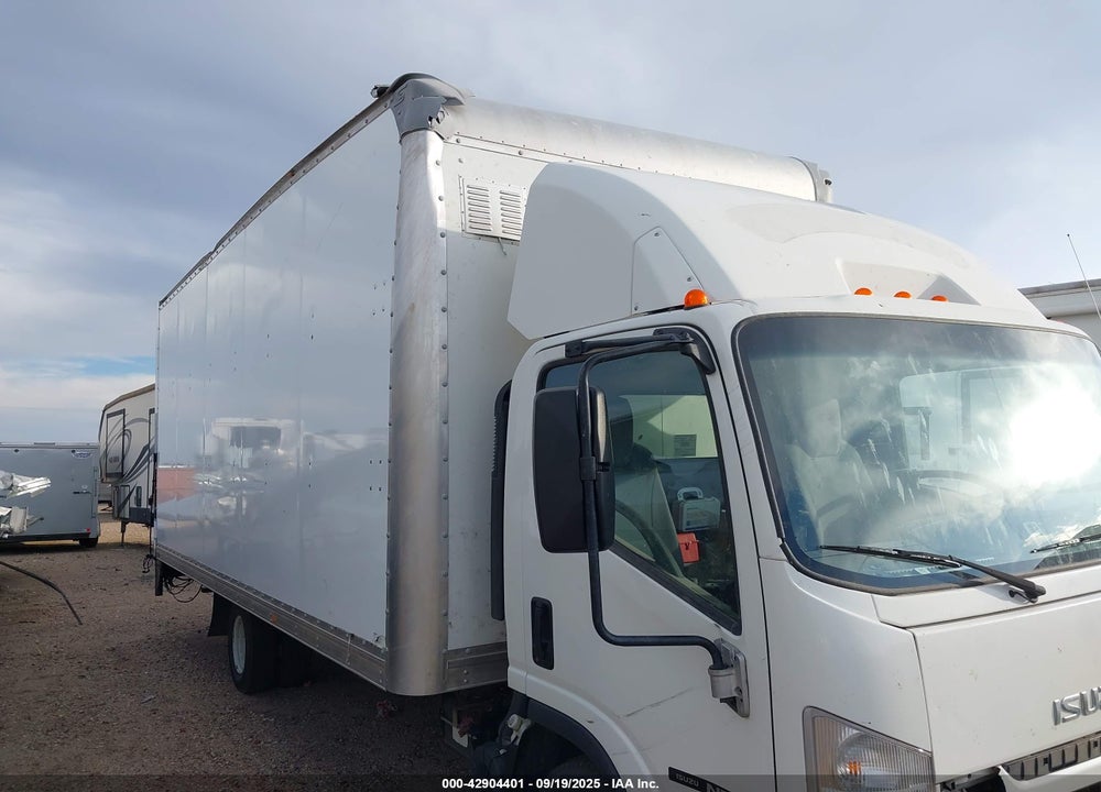 2019 ISUZU NPR VIN: 54DB4W1B1KS811292