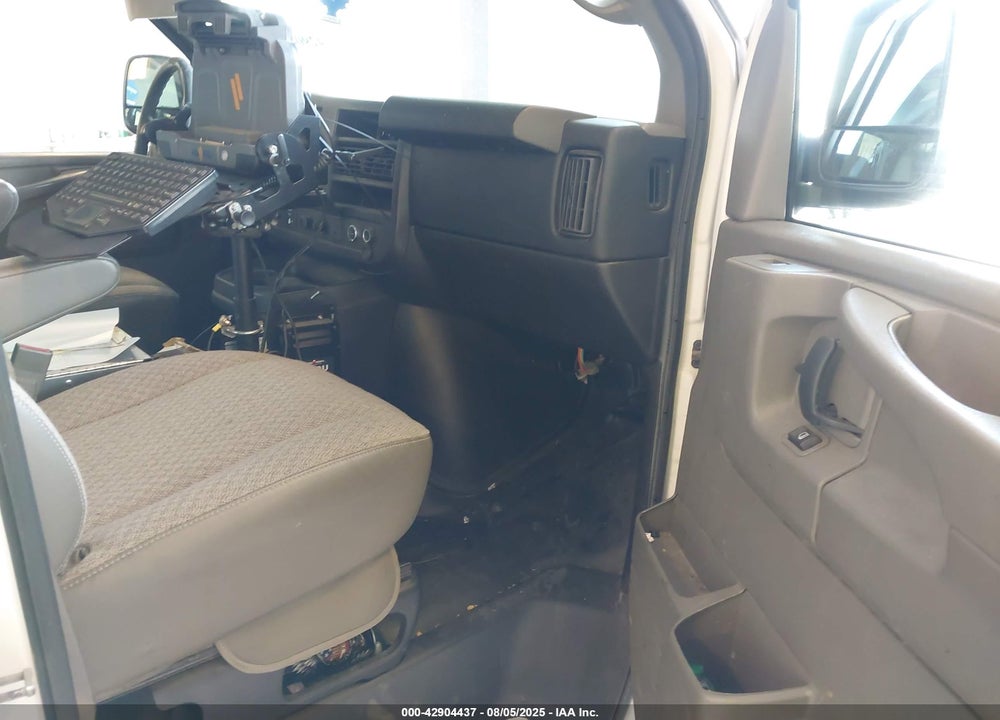 2015 CHEVROLET EXPRESS 3500 WORK VAN VIN: 1GCZGTFGXF1280733