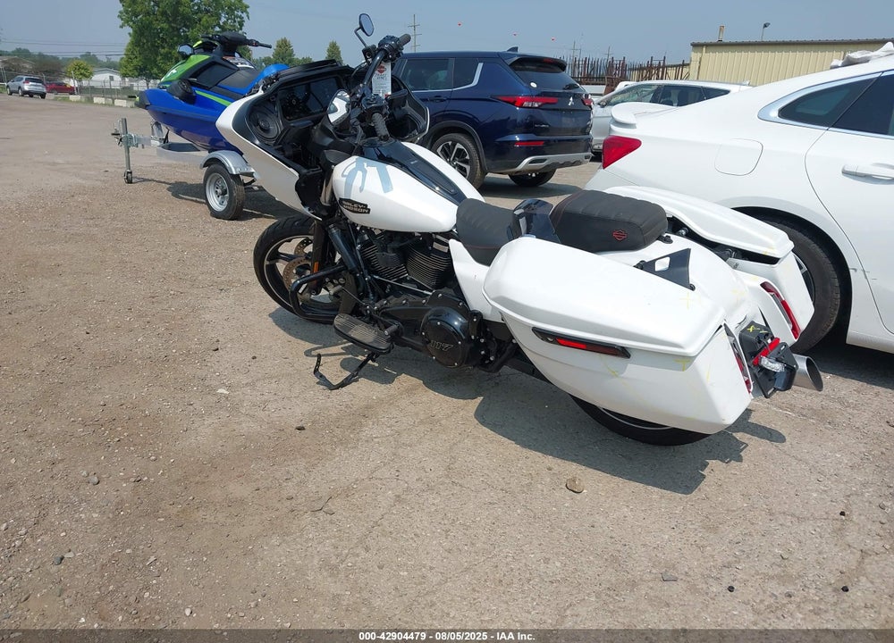 2024 HARLEY-DAVIDSON FLTRX VIN: 1HD1KH717RB634210