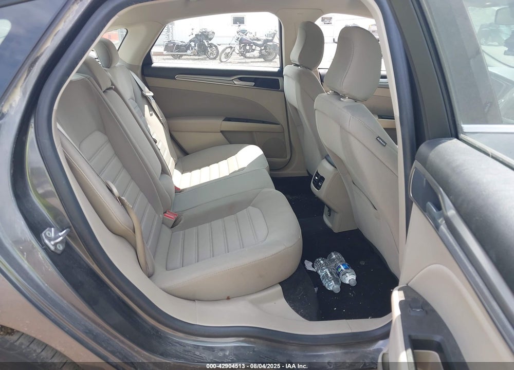 2020 FORD FUSION SE VIN: 3FA6P0HD2LR197132
