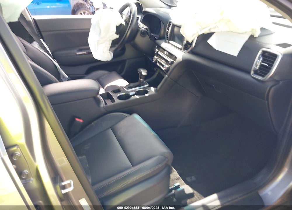 2018 KIA SPORTAGE VIN: KNDPN3AC4J7373657