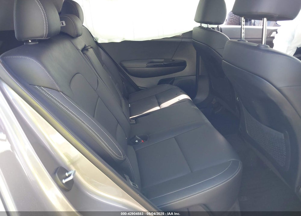 2018 KIA SPORTAGE VIN: KNDPN3AC4J7373657