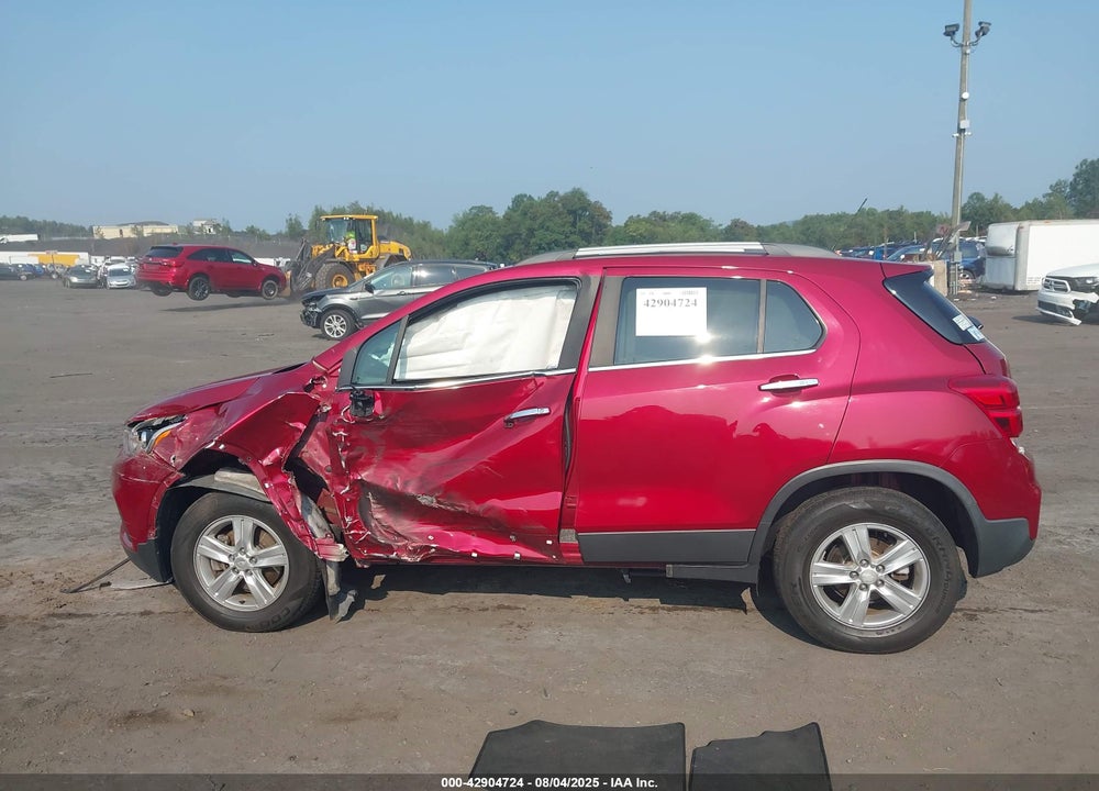 2018 CHEVROLET TRAX LT VIN: 3GNCJPSB8JL300222