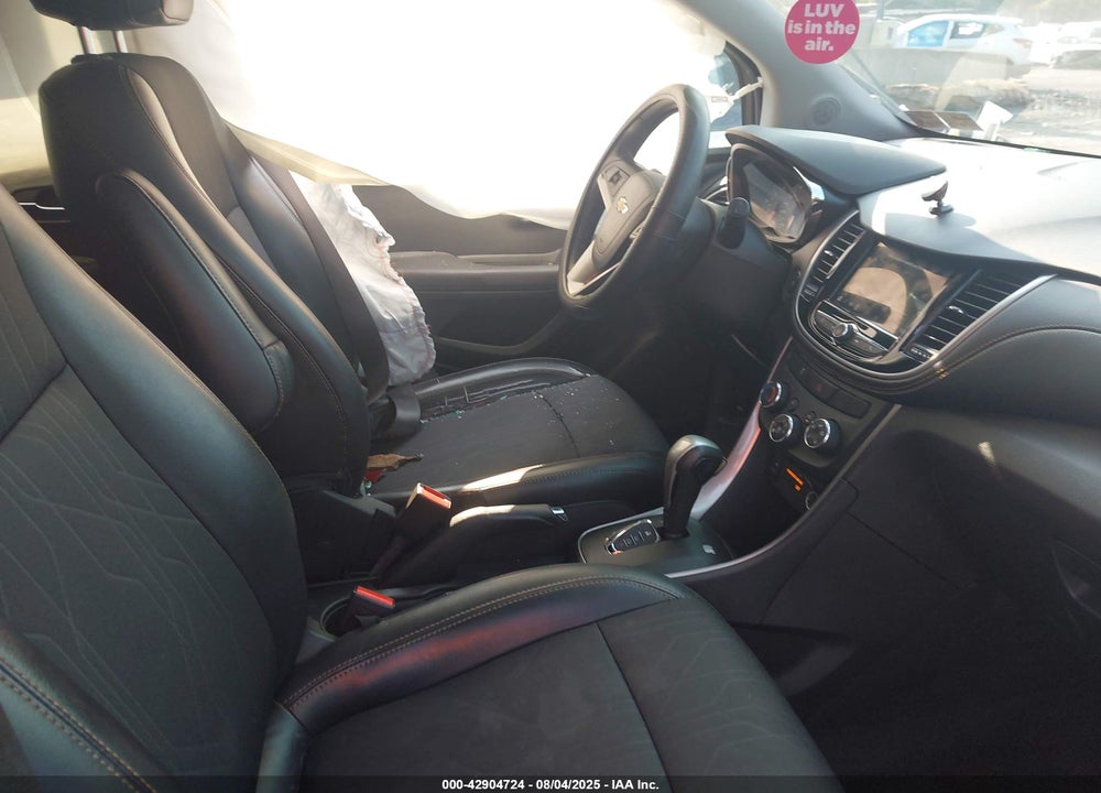 2018 CHEVROLET TRAX LT VIN: 3GNCJPSB8JL300222
