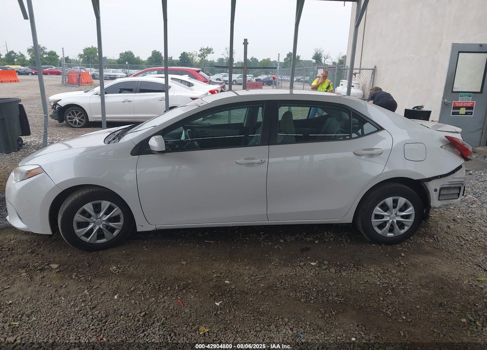 2015 TOYOTA COROLLA VIN: 5YFBPRHE9FP274613