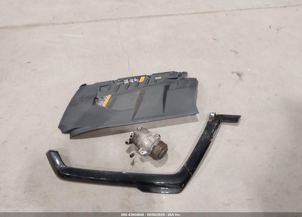 2024 GMC HUMMER EV VIN: 1GT10BDD5RU104907
