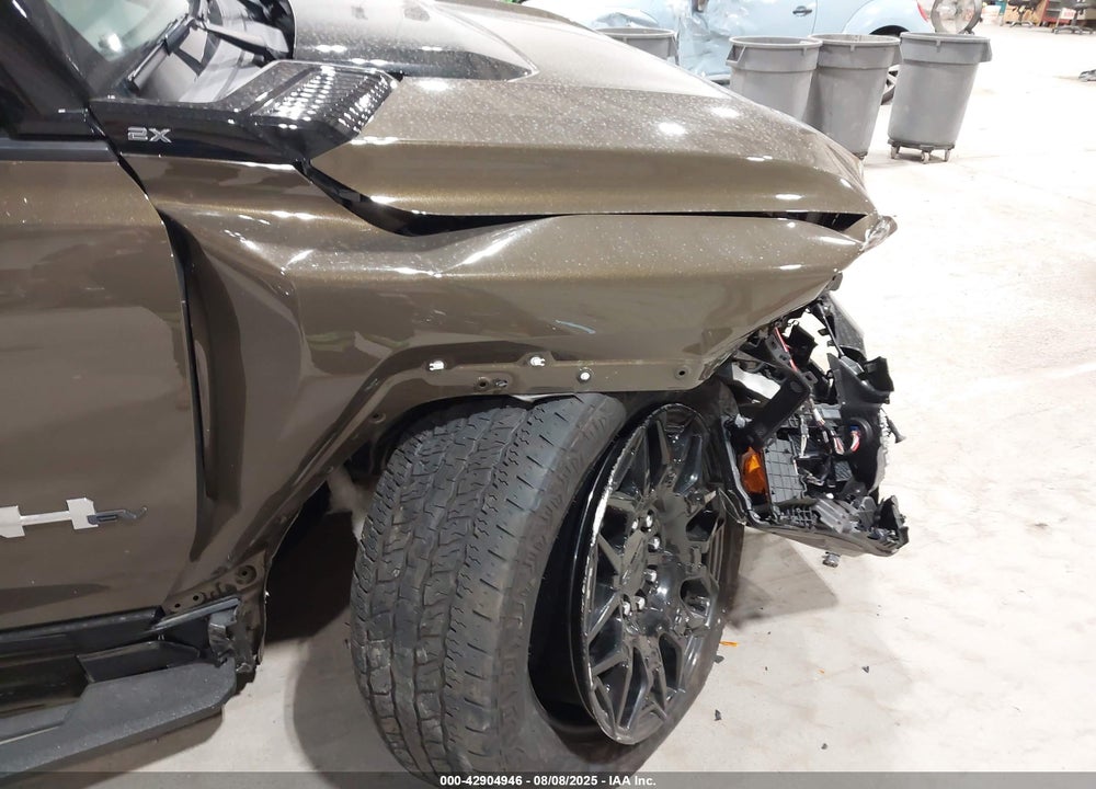 2024 GMC HUMMER EV VIN: 1GT10BDD5RU104907