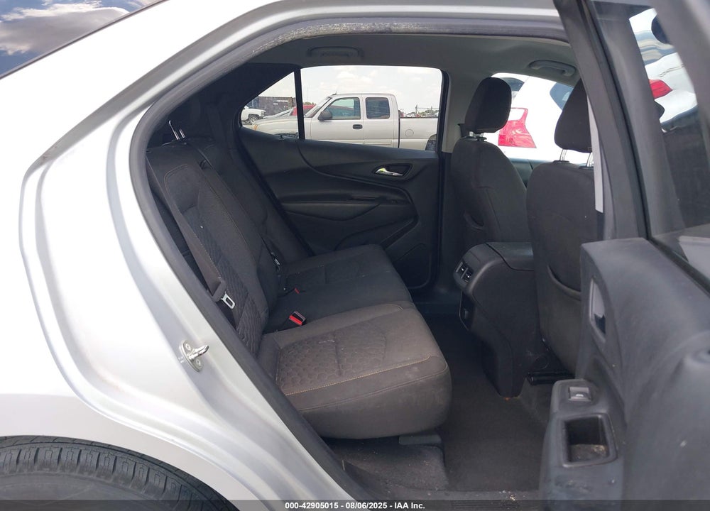 2018 CHEVROLET EQUINOX LT VIN: 2GNAXJEV8J6205494
