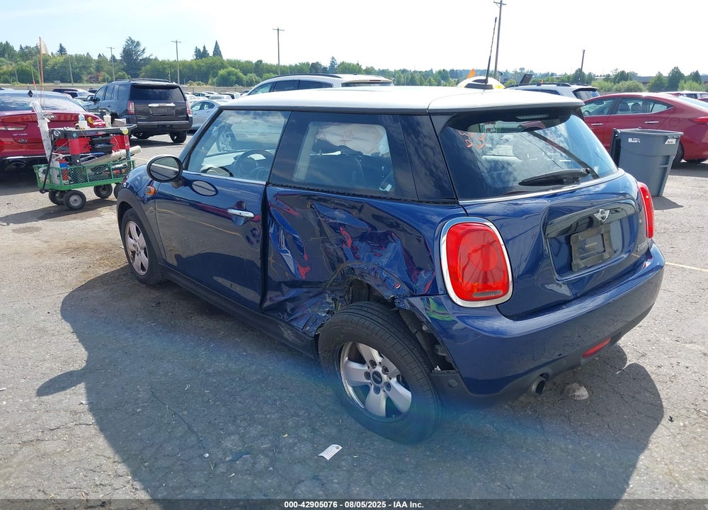 2018 MINI HARDTOP VIN: WMWXP5C52J2G62683