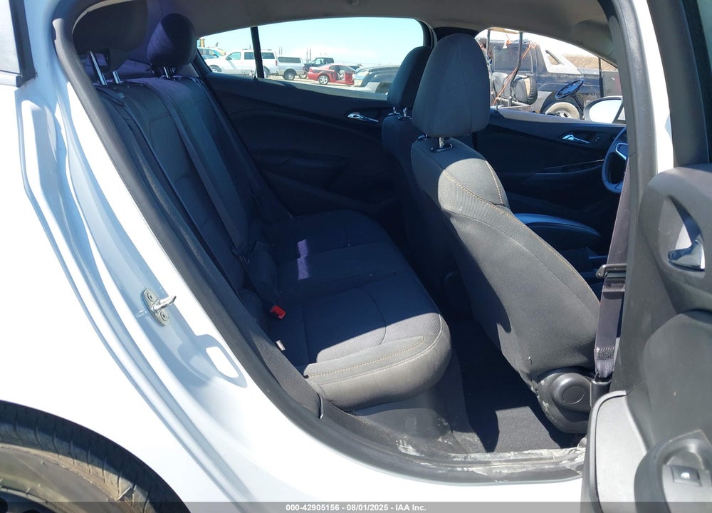 2017 CHEVROLET CRUZE VIN: 3G1BC5SM1HS560040