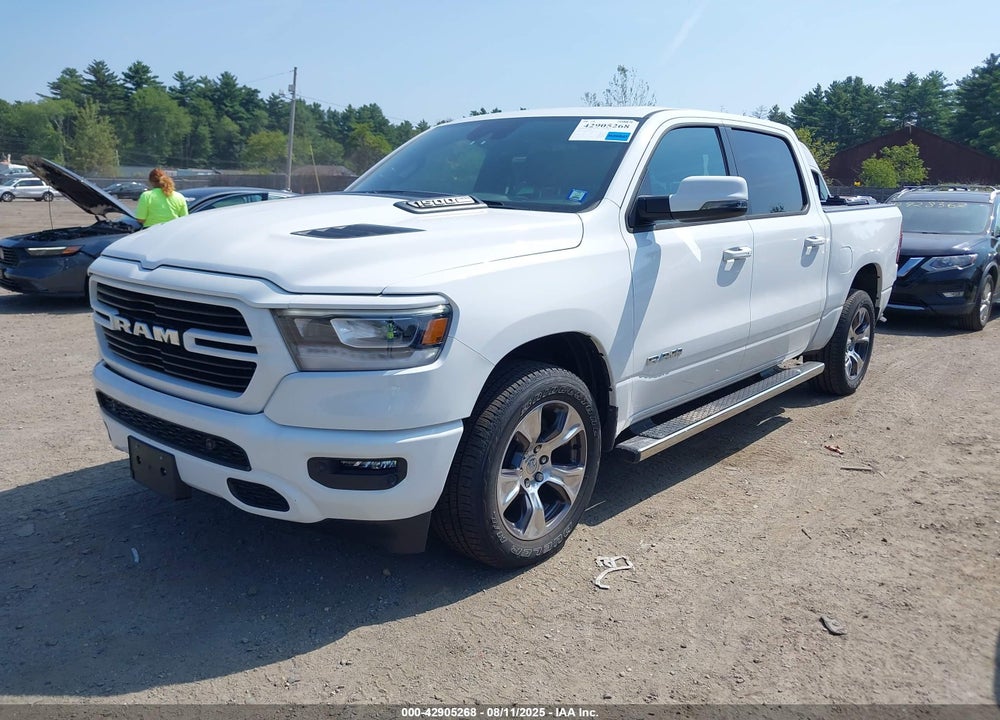 2024 RAM 1500 LAIE  4X4 5'7 BOX VIN: 1C6SRFJT2RN109383