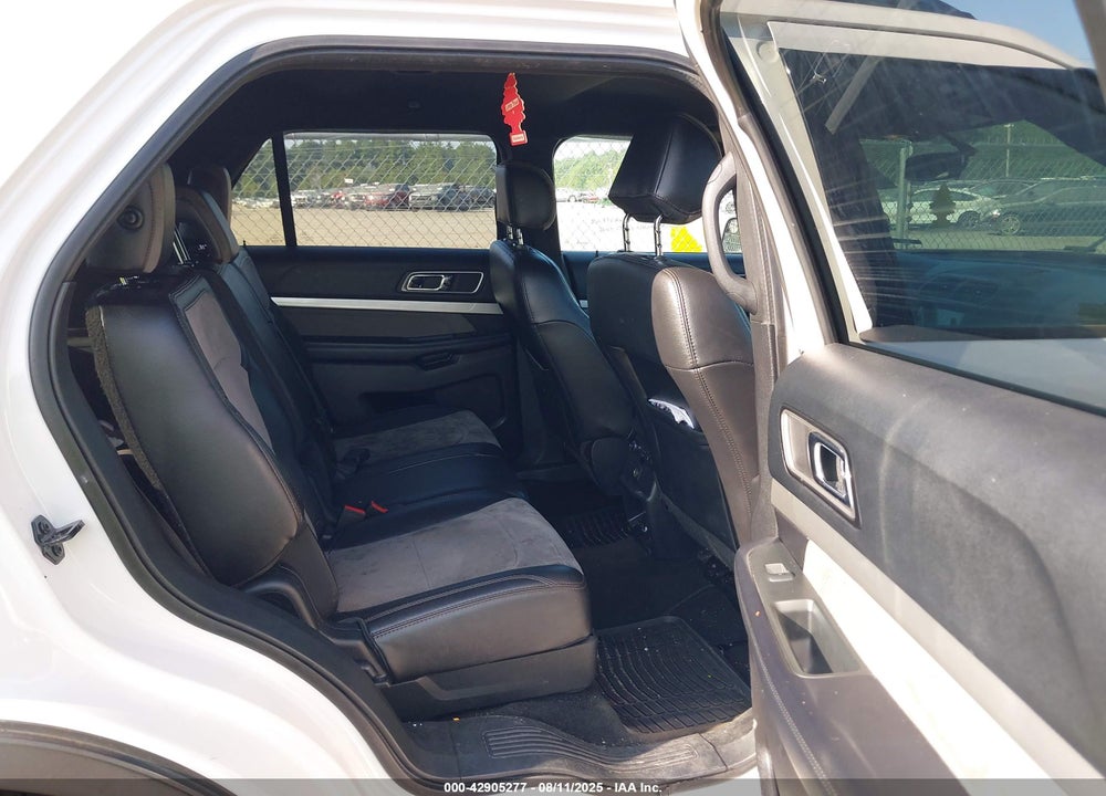 2017 FORD EXPLORER VIN: 1FM5K8D84HGD94227