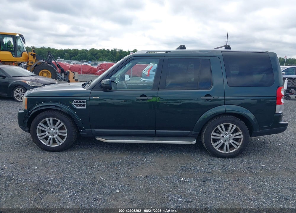 2011 LAND ROVER LR4 VIN: SALAK2D46BA564751