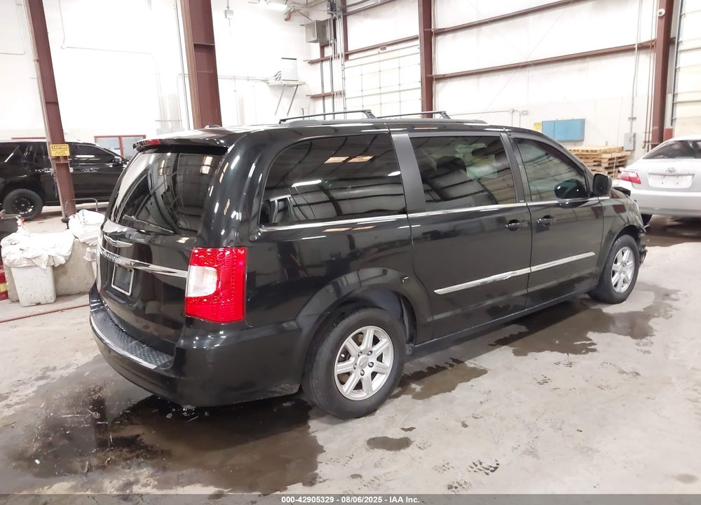 2013 CHRYSLER TOWN & COUNTRY TOURING VIN: 2C4RC1BG2DR555039