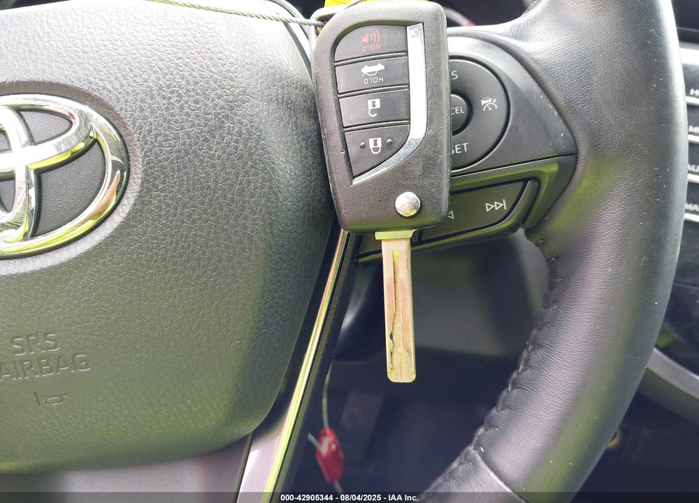 2020 TOYOTA CAMRY VIN: 4T1G11AK2LU986822
