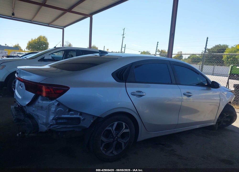 2019 KIA FORTE VIN: 3KPF24AD1KE134443