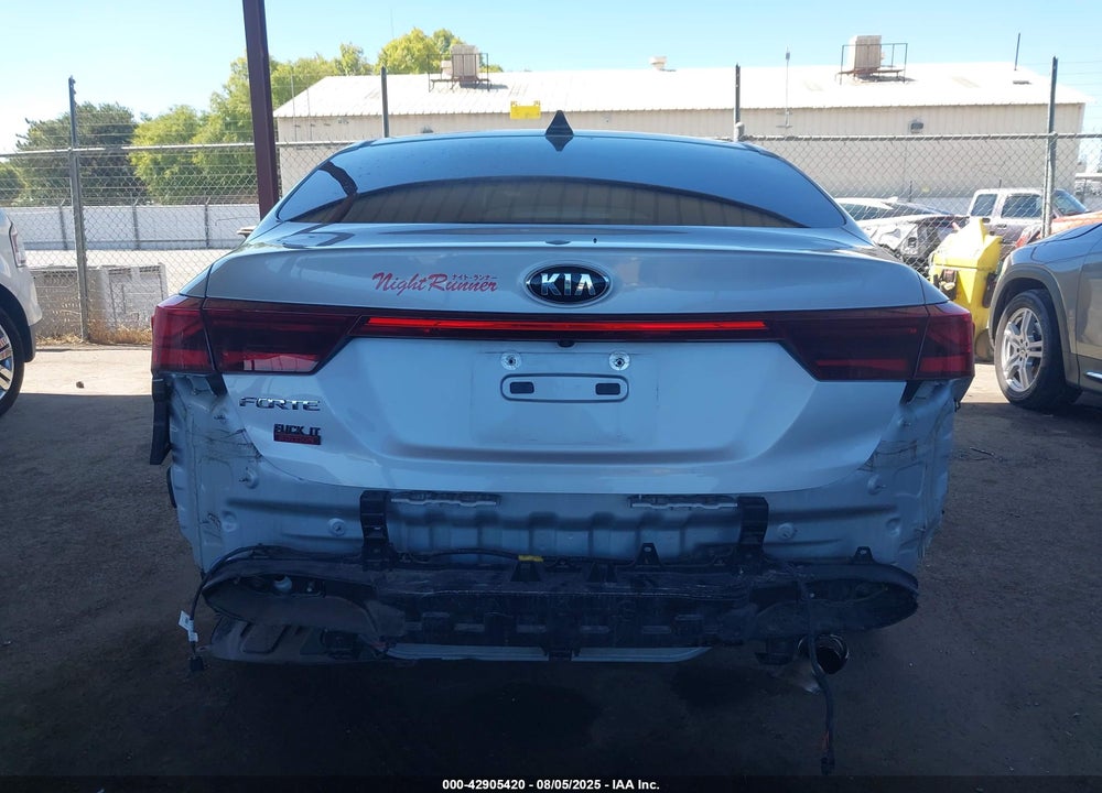 2019 KIA FORTE VIN: 3KPF24AD1KE134443