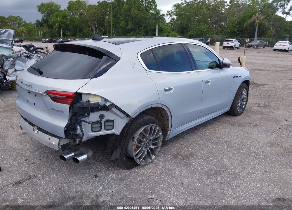 2023 MASERATI GRECALE GT VIN: ZN682AVA7P7418463