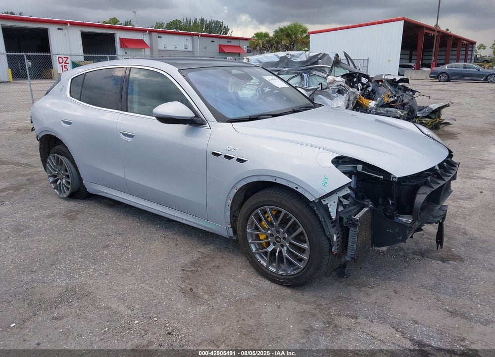 2023 MASERATI GRECALE GT VIN: ZN682AVA7P7418463