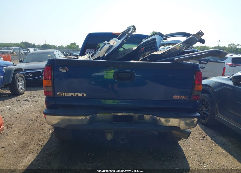 2003 GMC SIERRA 2500HD SLE VIN: 1GTHK23183F207637