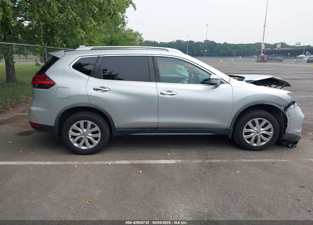 2017 NISSAN ROGUE S VIN: KNMAT2MV2HP590315