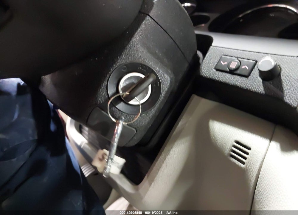 2011 GMC ACADIA VIN: 1GKKVTED1BJ337544