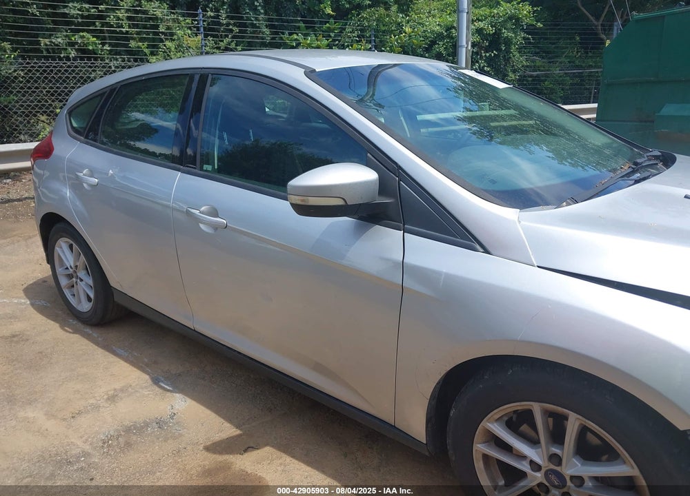 2017 FORD FOCUS VIN: 1FADP3K28HL274494