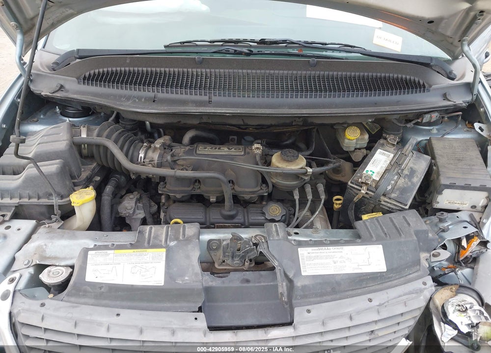 2004 CHRYSLER TOWN & COUNTRY LIMITED VIN: 2C8GP64L64R622887
