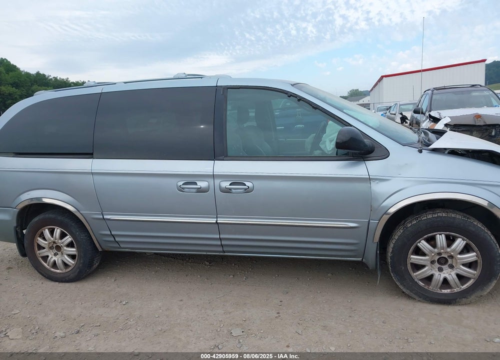2004 CHRYSLER TOWN & COUNTRY LIMITED VIN: 2C8GP64L64R622887