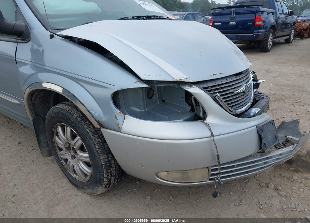 2004 CHRYSLER TOWN & COUNTRY LIMITED VIN: 2C8GP64L64R622887