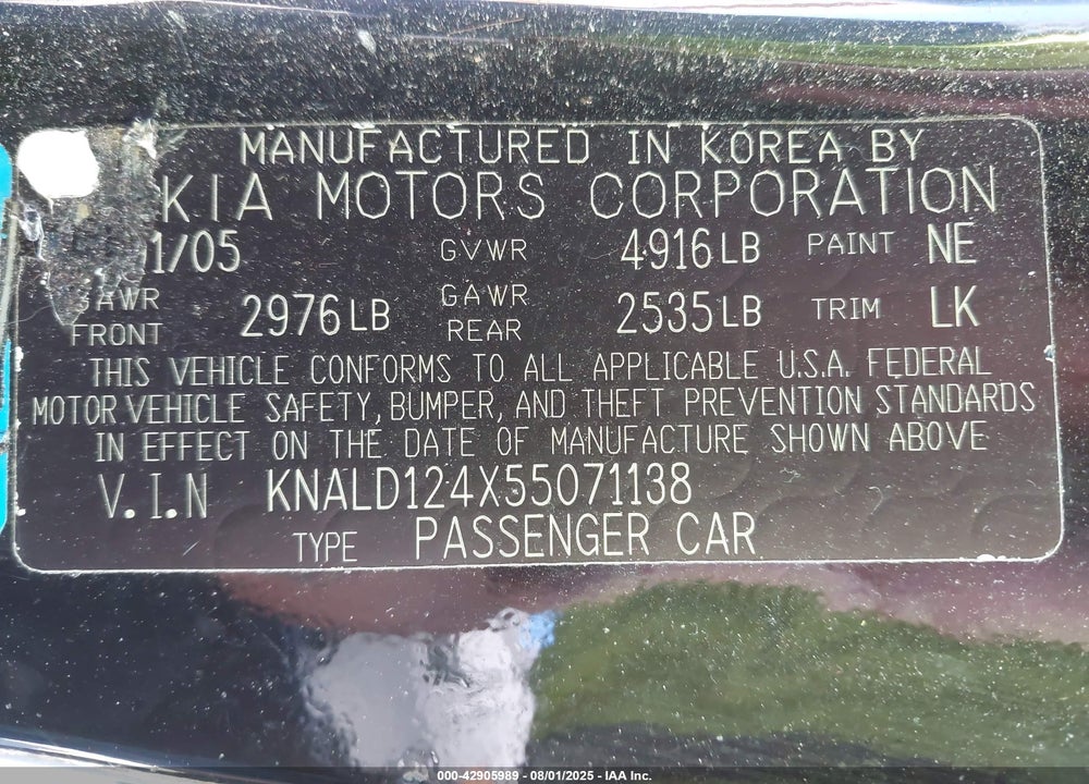2005 KIA AMANTI VIN: KNALD124X55071138