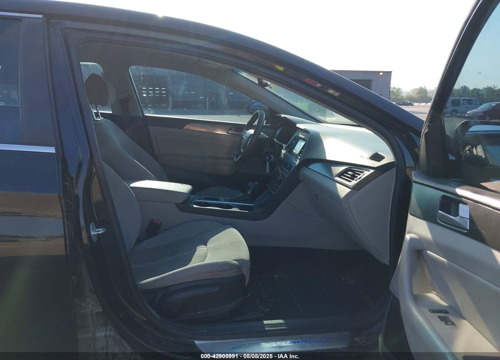 2017 HYUNDAI SONATA VIN: 5NPE34AFXHH510491