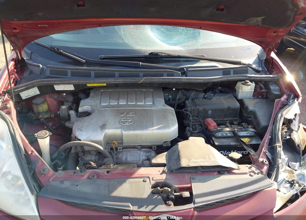 2010 TOYOTA SIENNA XLE VIN: 5TDYK4CC4AS305512
