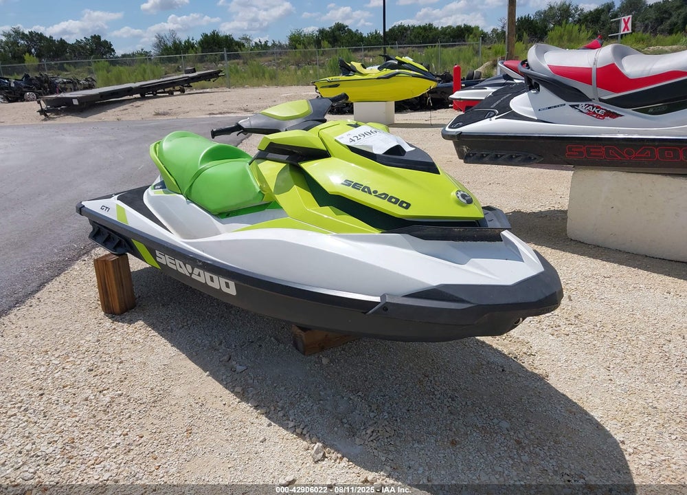 2019 SEA DOO GTI VIN: YDV45701A919